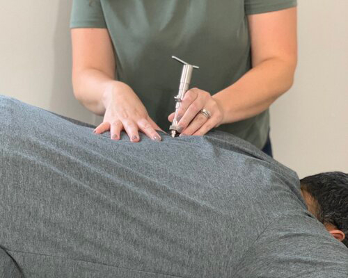 Chiropractor Katy TX Carmen Doerr-Nauth Adjusting Patient Chiropractor Katy TX Carmen Doerr-Nauth Adjusting Patient
